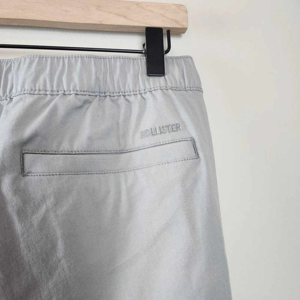 Hollister Epic Flex Jogger Pants sz M light gray